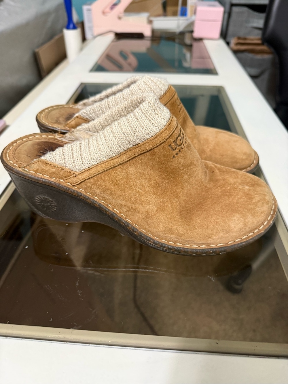 UGG Australia Gael 1934 Chestnut Suede Shearling Wedge Clogs Mules Women’s 7